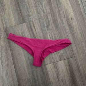 Frankie’s Bikini pink bottom